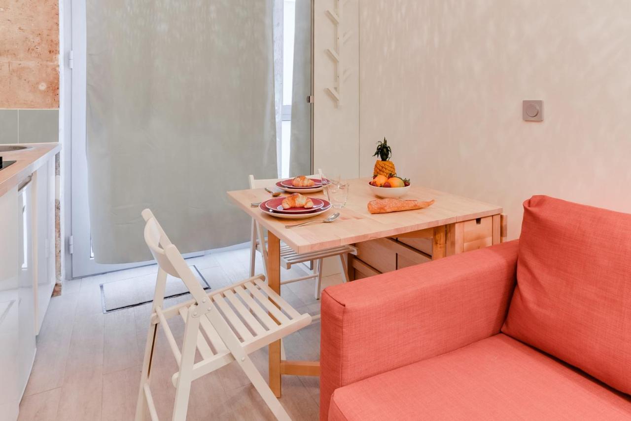 Studio Near Le Moulin Rouge And Montmartre Paris Exterior photo